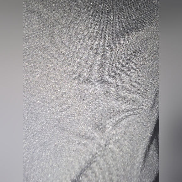 Lululemon Black Leggings with Mesh panels on  legs, Size 6 - Picture 7 of 7